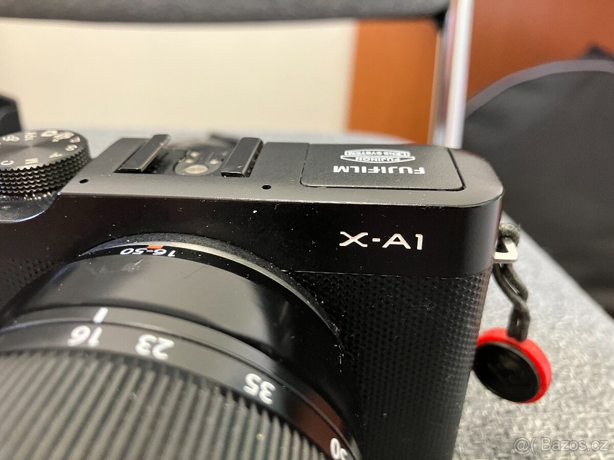 Bezzrcadlovka Fujifilm X-A1 + objektiv 16-50mm, 2x baterie - 5