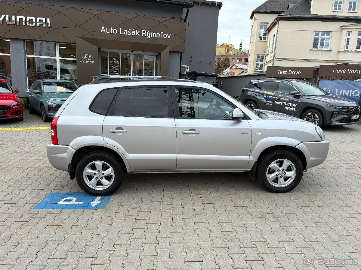 Hyundai Tucson 2.0i 104kW 4x4 KLIMA TAŽNÉ - 5