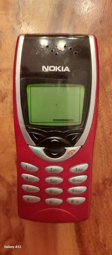 Nokia 8210 top stav nového kusu - 5