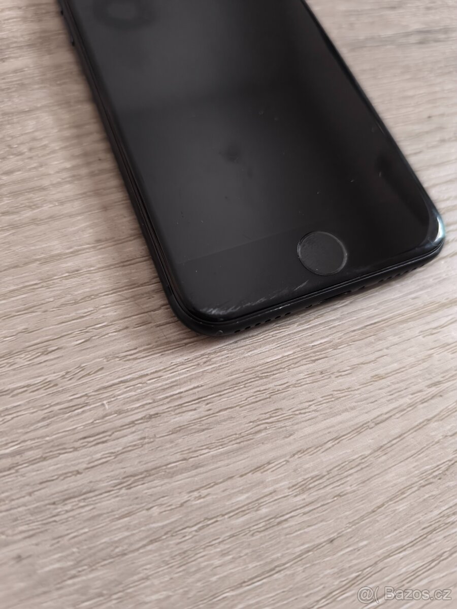 Apple iPhone 7 32GB, 100% baterie - 5