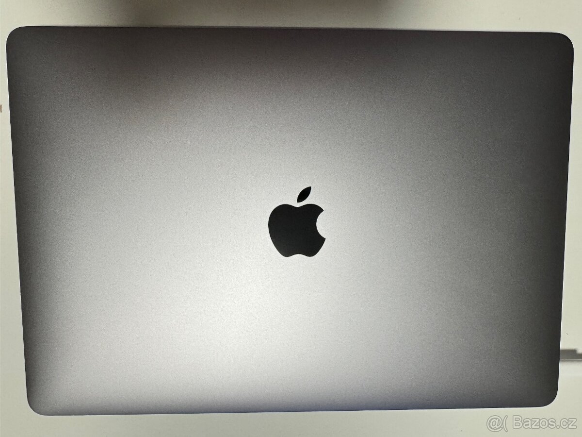 Apple MacBook Air 13” Retina (2020) - 5