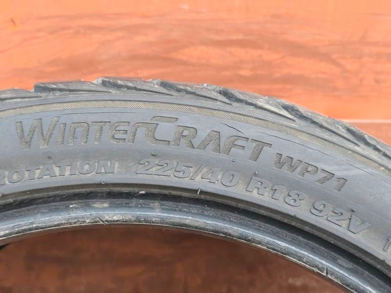 Zimní Kumho 225/40/18XL - 5