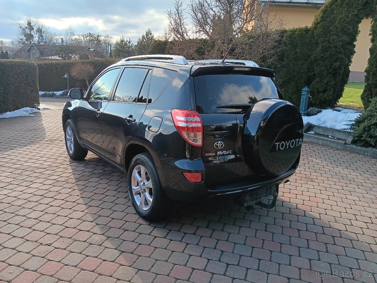 Toyota RAV4 2.2 D4D 110 KW 4x4 - 5