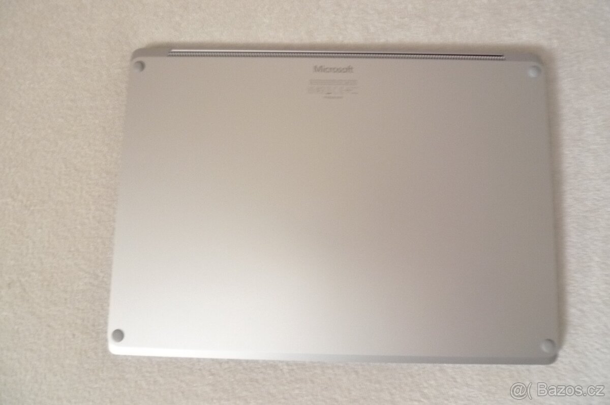 Microsoft Surface Laptop 5 8GB RAM/256GB - 5