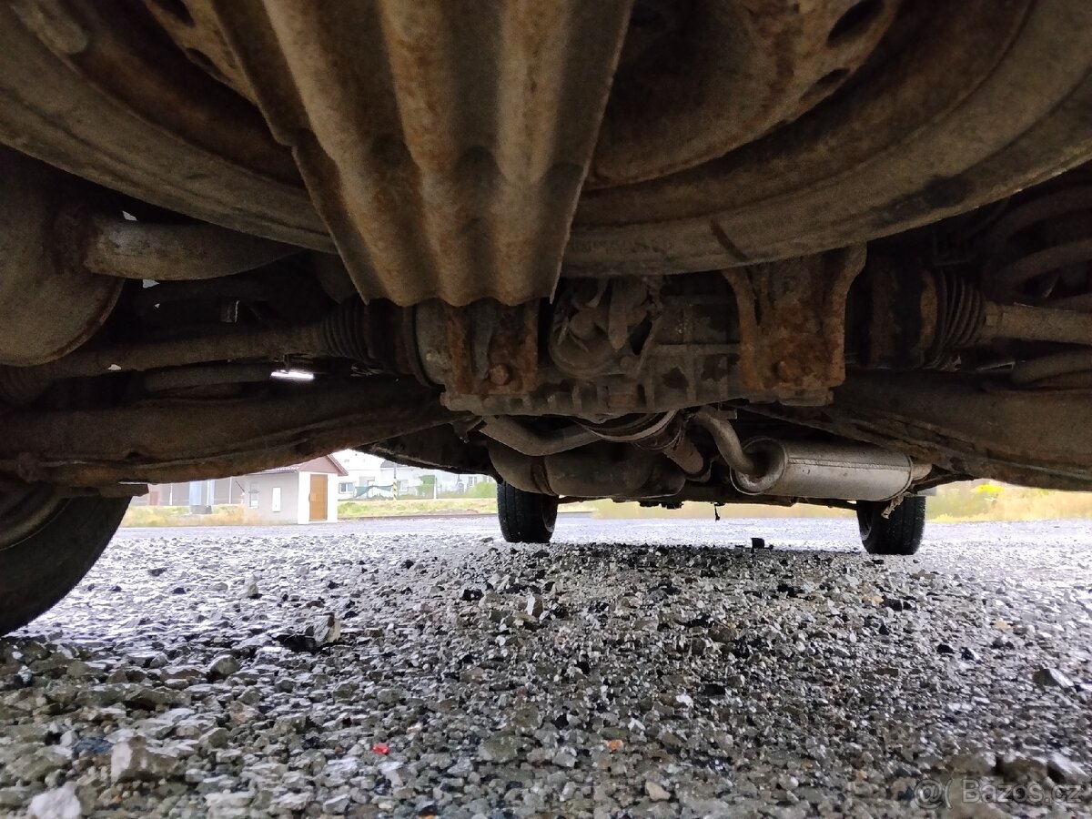 Prodám VW T4 doka axl Syncro s uzávěrkou - 5