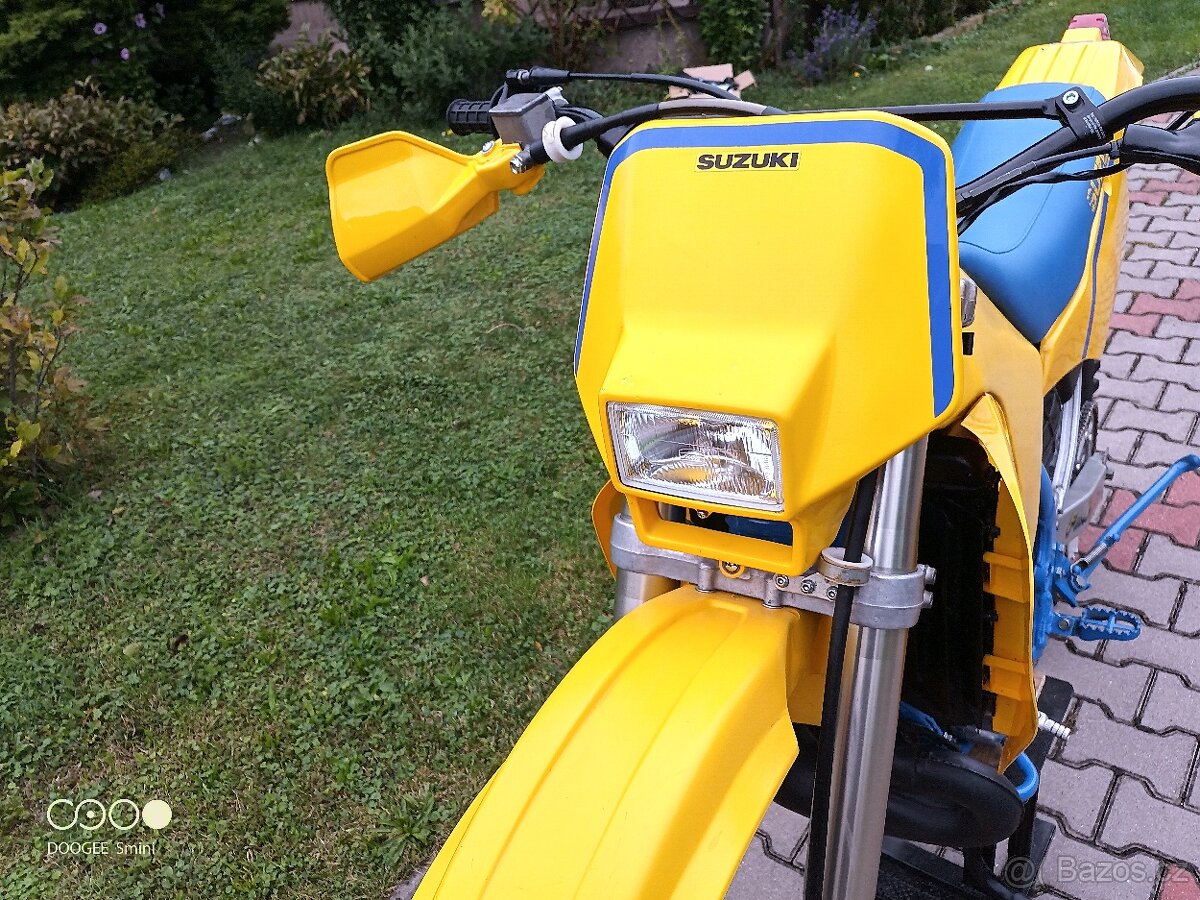 SUZUKI RMX 250