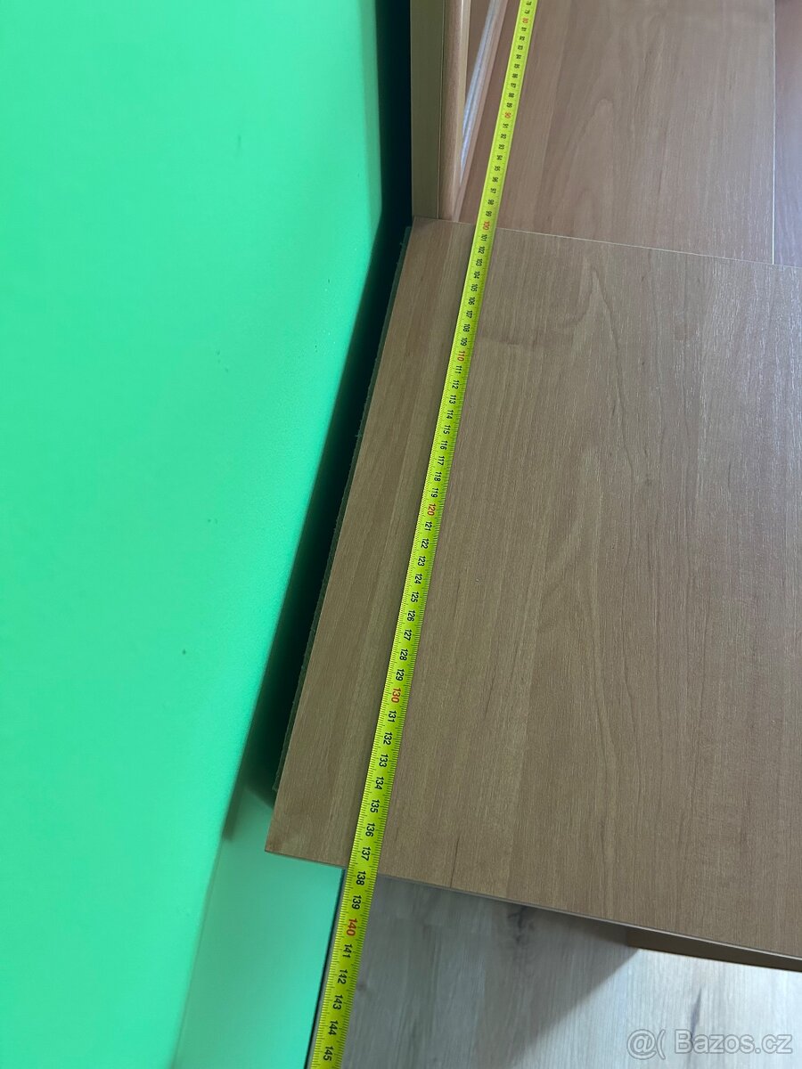 Kosmetický stolek - 5