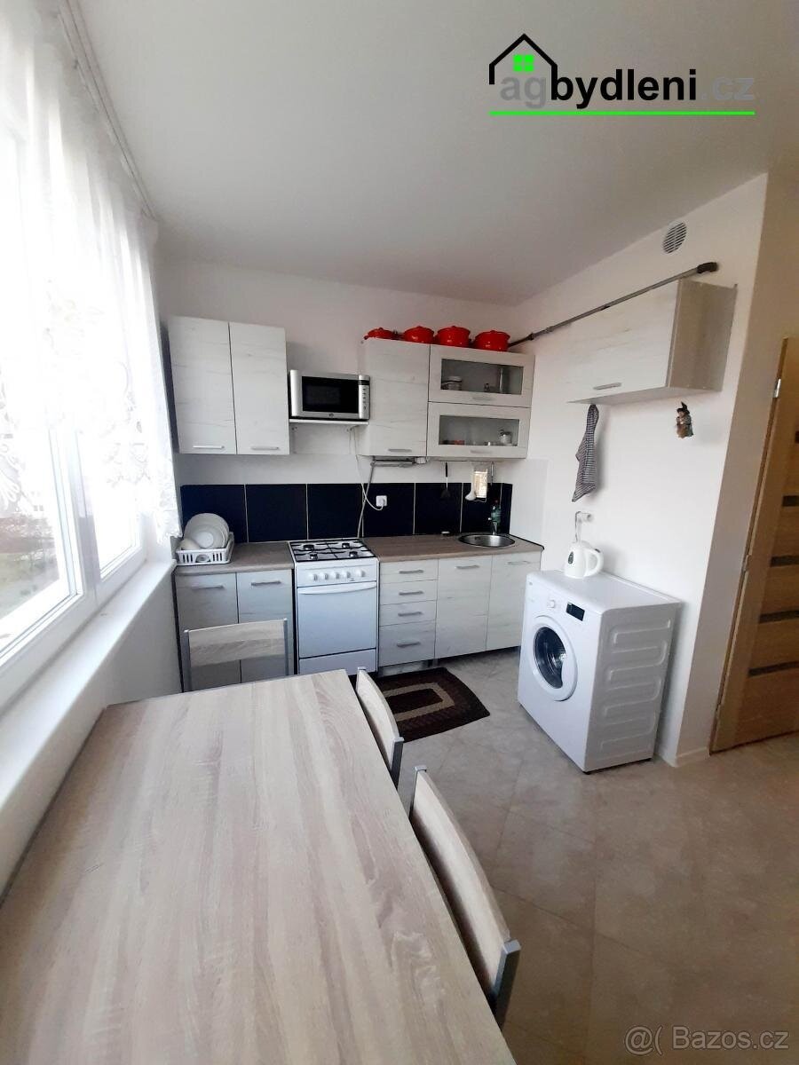 Pronájem bytu 2+1 Klatovy - 5