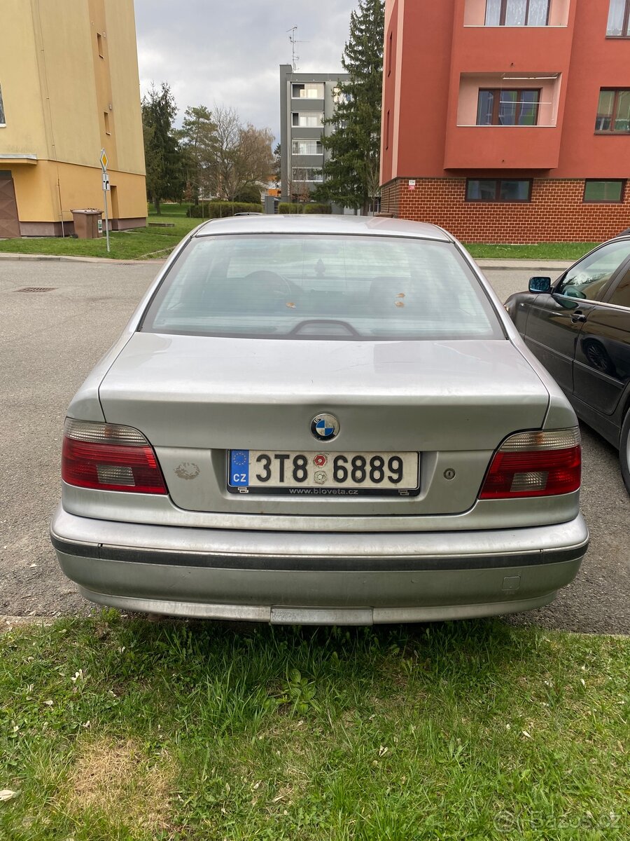 BMW E39 - 5