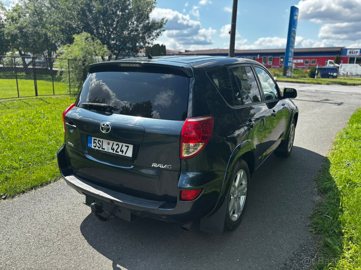 Toyota Rav4 2.2D-CAT 130kW, 4x4, SUV, Manual, Klima, Tažné - 5