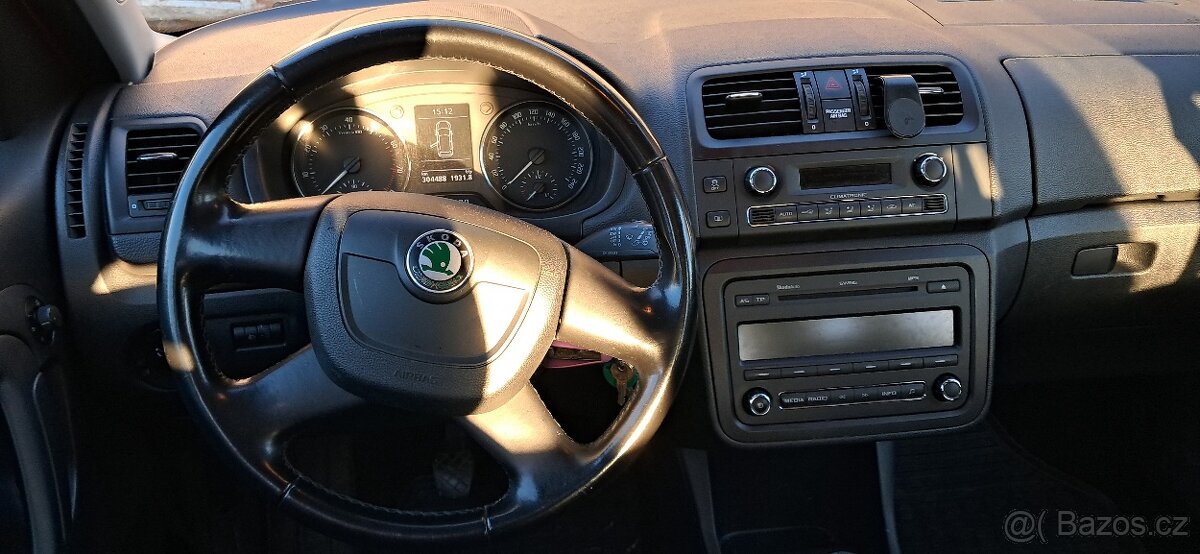 Prodám Škoda Roomster 1,2 TSI 63 kw Style - 5