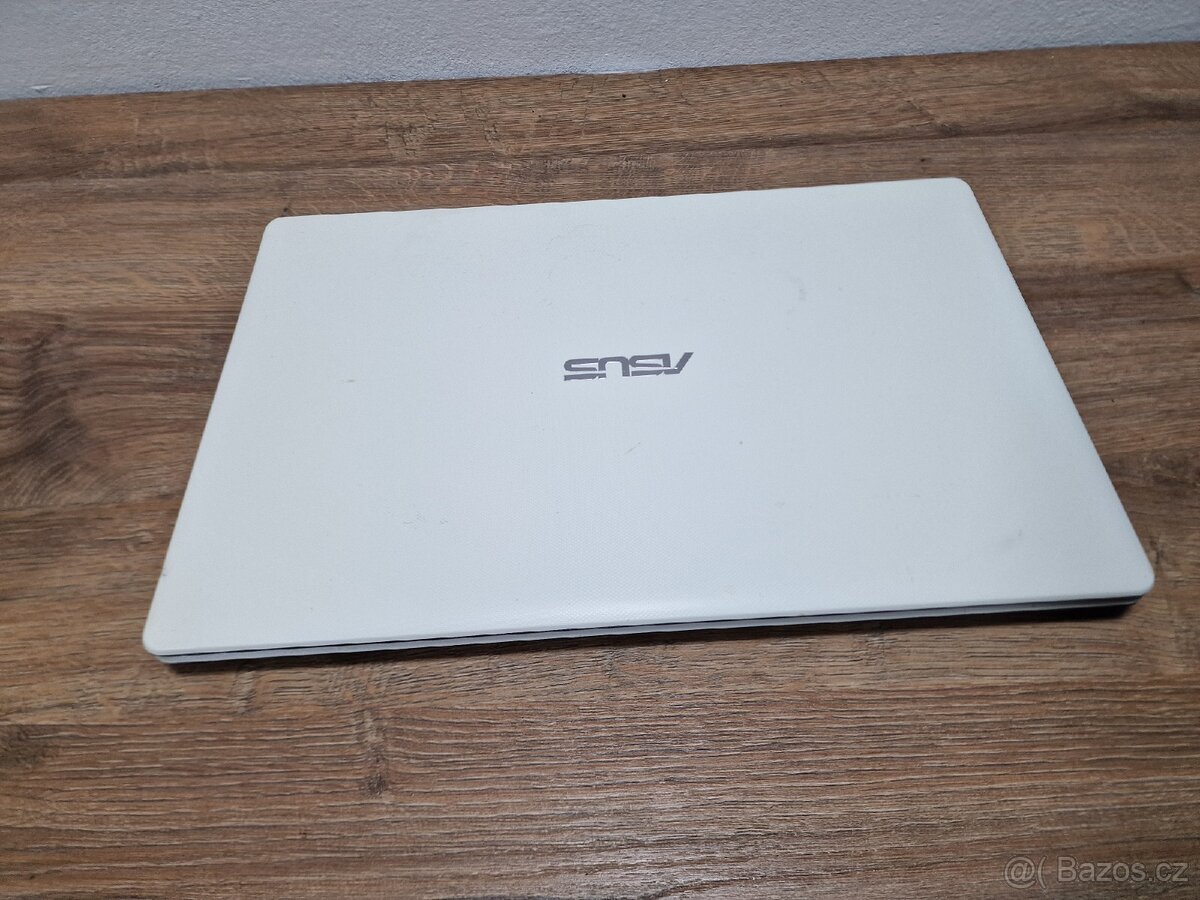 Notebook Asus X522m - 5