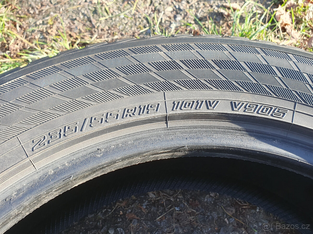 zimní pneumatiky 235/55 R19 - 5