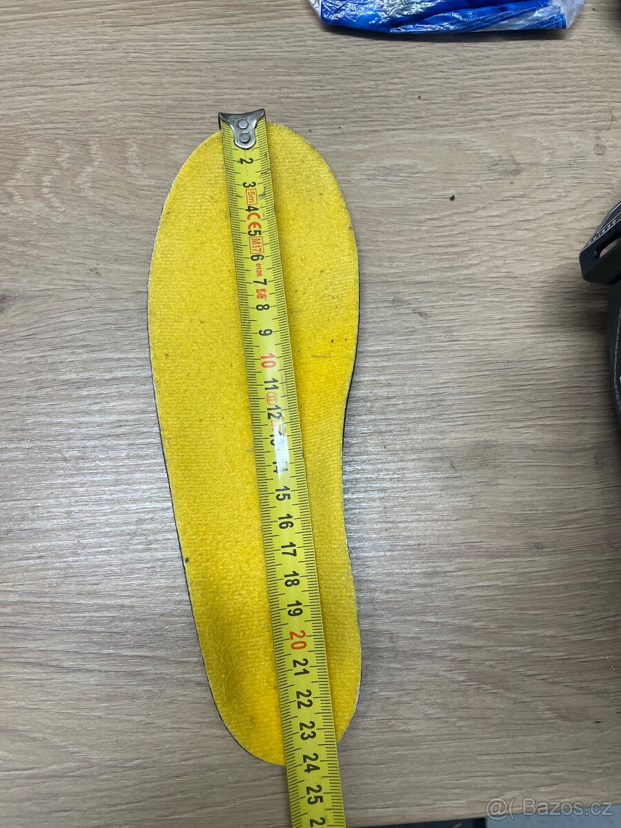 Prodám dětské boty lyžáky skelet 277mm - 5