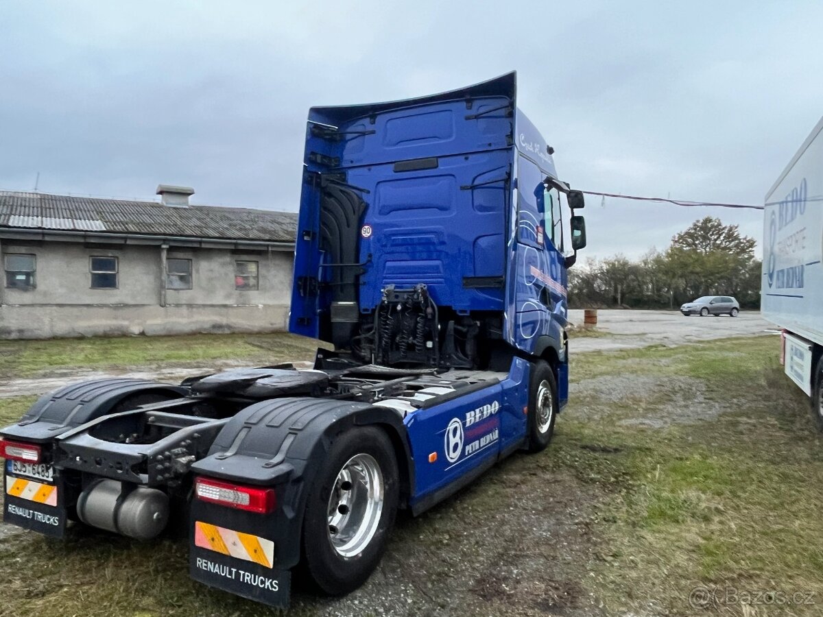 Renault T 520 4x2 - 5