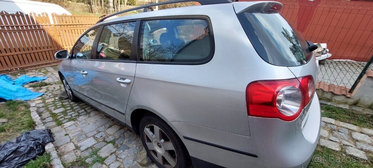 Volkswagen Passat B6 2.0 T (2007) - 5