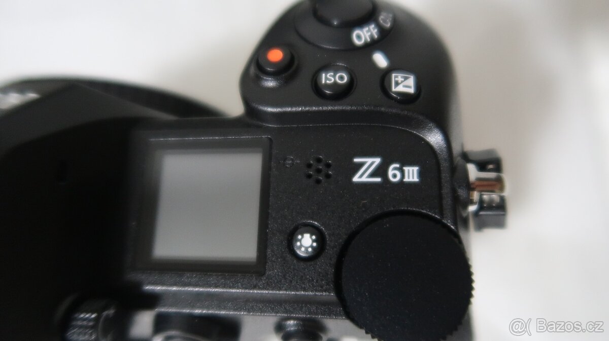 Nikon Z6 III - 5