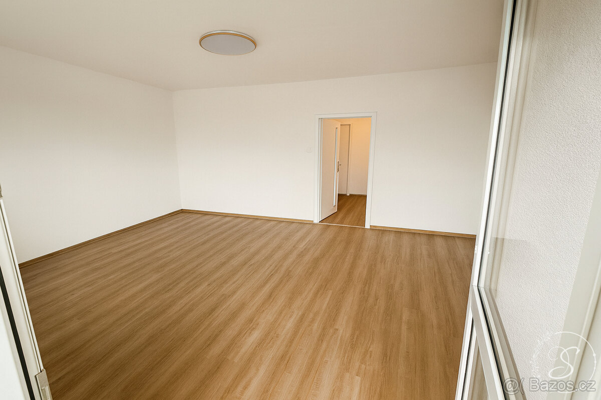 Pronájem bytu 4+1, 82 m2, Praha - 5