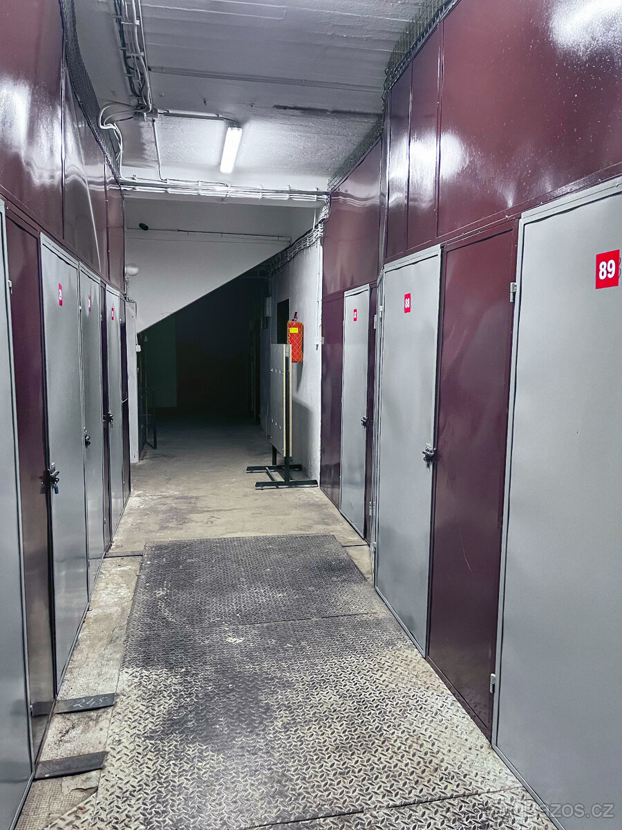 Pronájem zabezpečených skladovacích prostorů a minikójí - 5