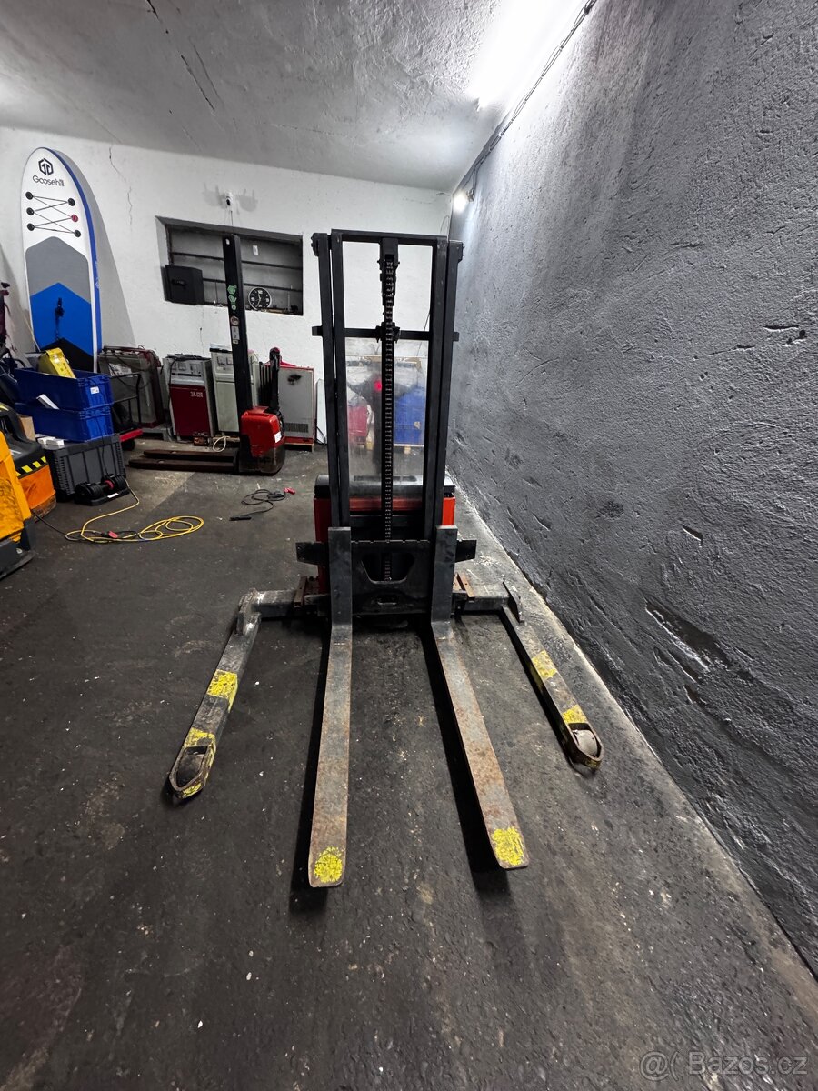 vysokozdvižný vozík na IBC za 33.000Kč - 5