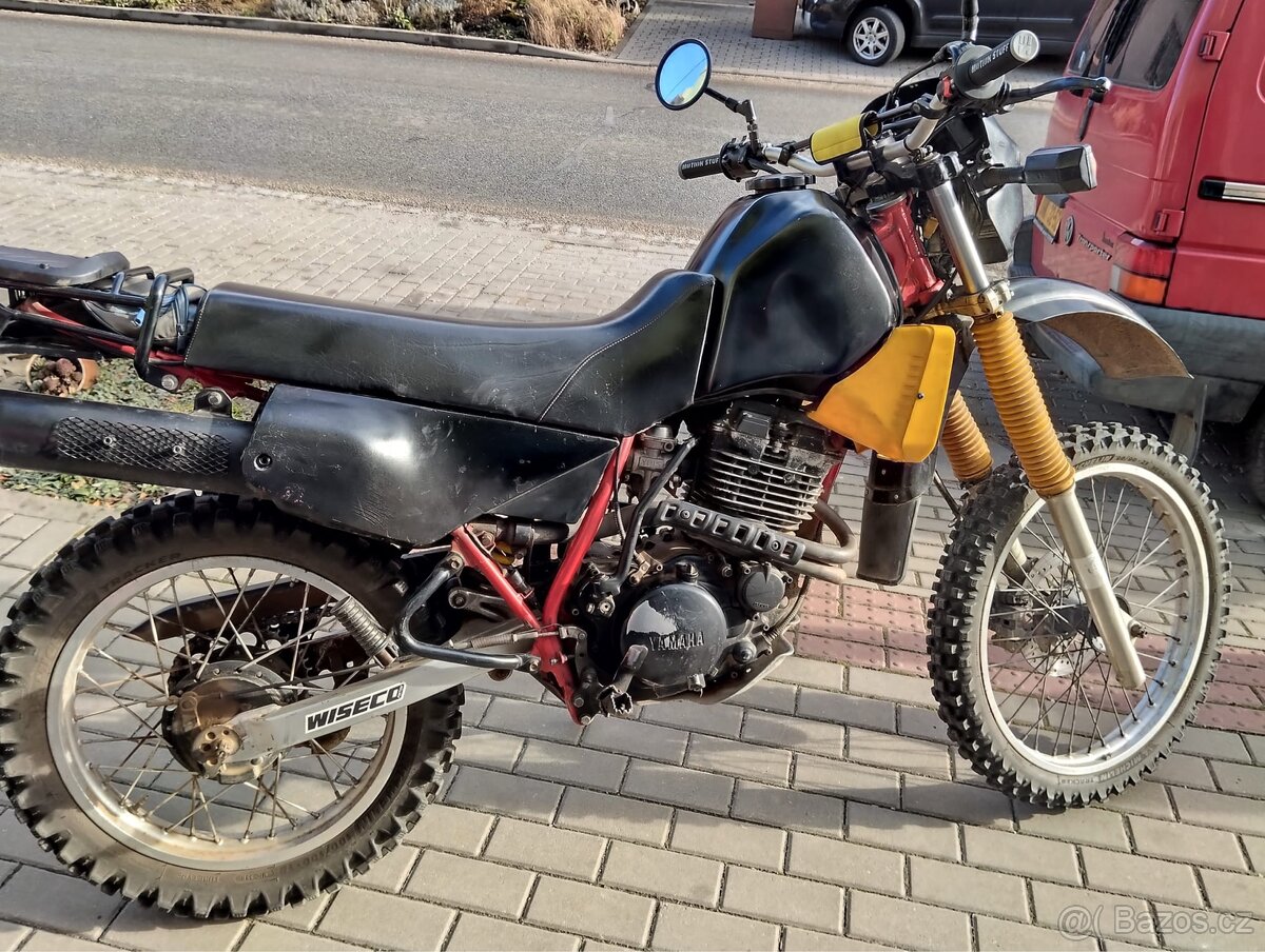 Motorka Jamaha XT 350 Enduro - 5