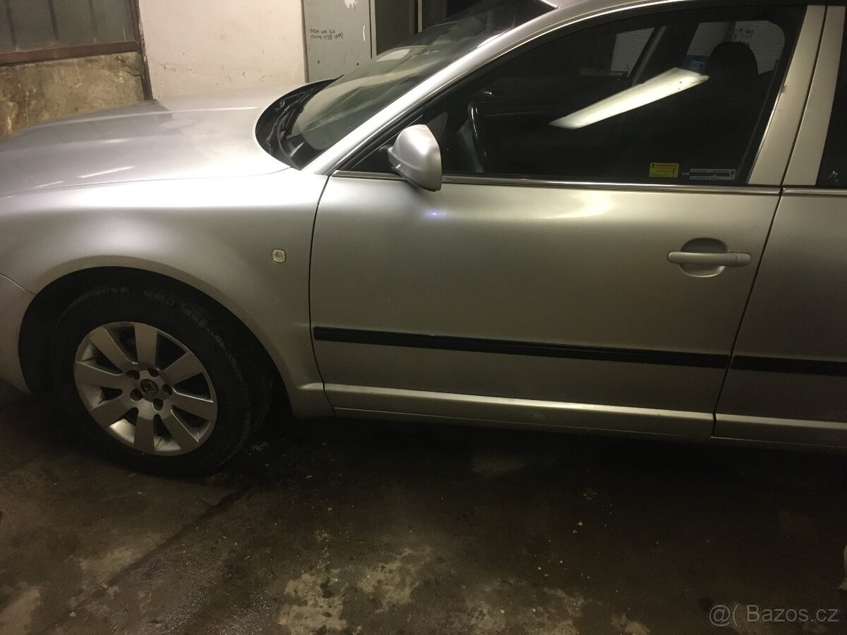 Škoda Superb 1.9 TDi sedan, 96kW - 5