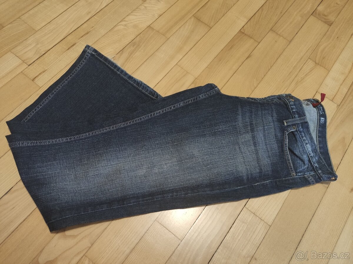 Dámské modré džíny zn. Guess - 5