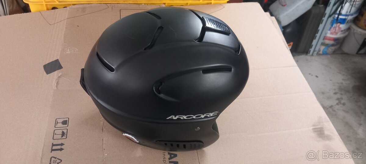 Lyžařská helma - 5