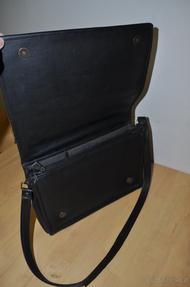 dámská kožená kabelka - 5