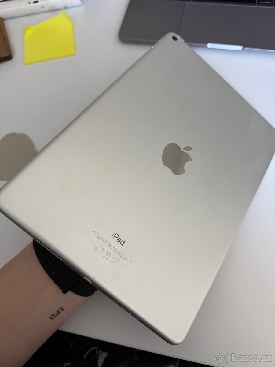 Apple iPad Air (3rd generation) 64 GB - 5