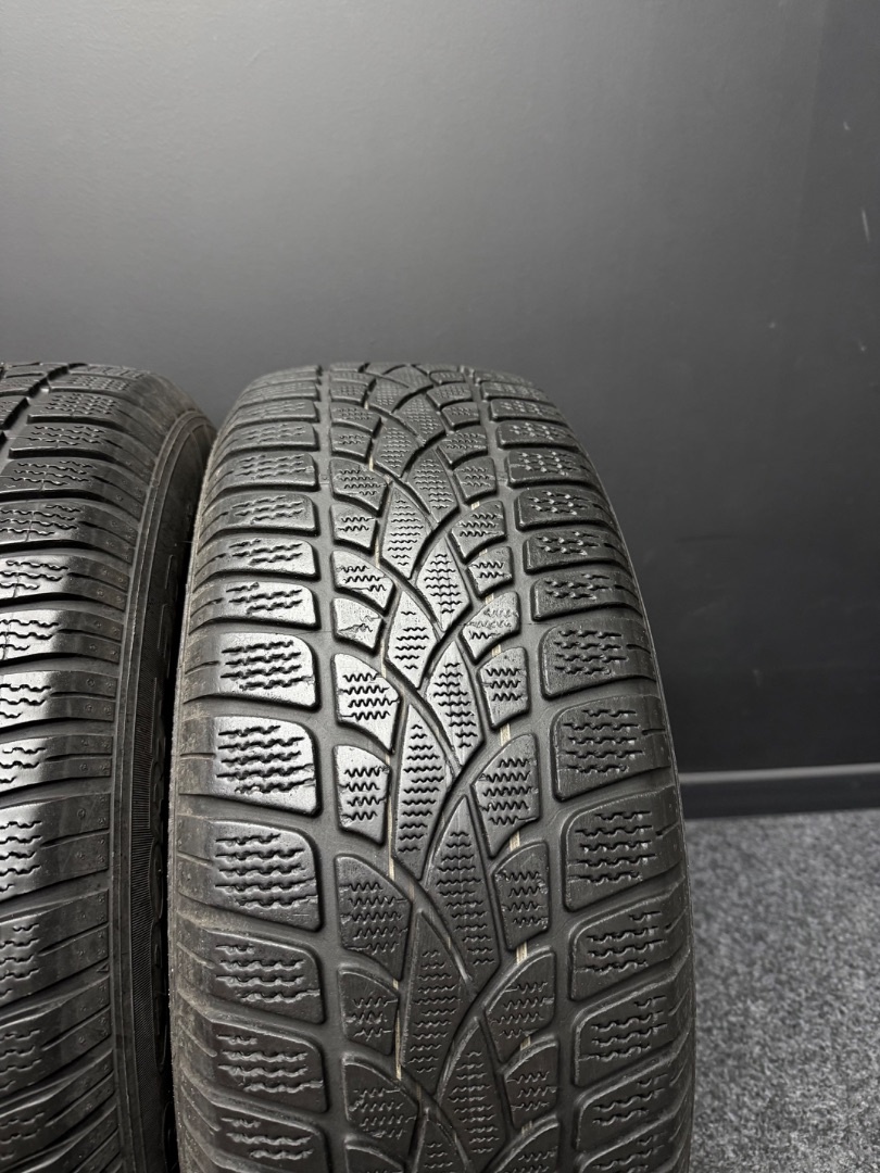 Sada pneu Dunlop 235/65/17 104H - 5