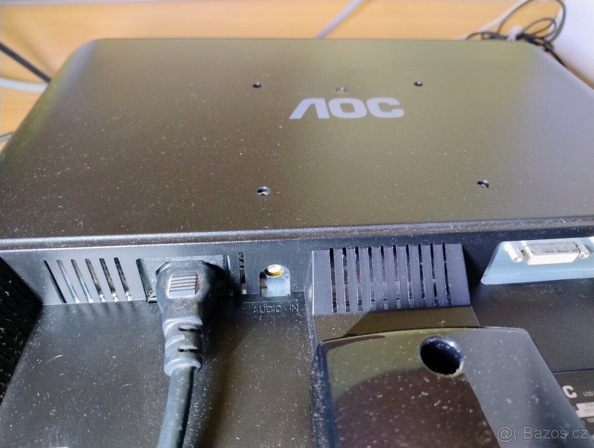 LCD Monitor AOC 19“ - 5