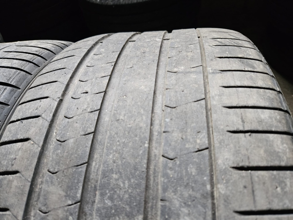 295/30R20 - 5