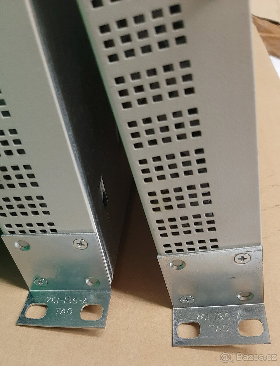 2x SynOptics LattisHub 2803 - 5
