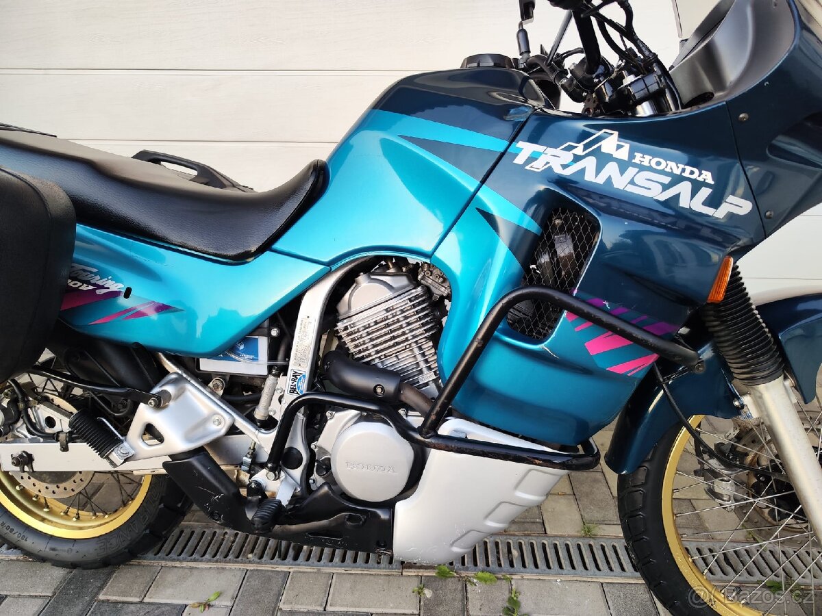 Honda XL600 Transalp //