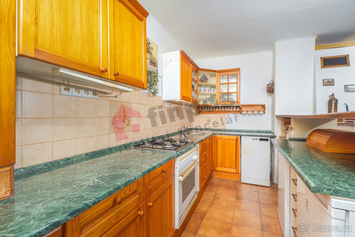 Prodej půvabného domu + stavební parcela v Malém Ježově, obe - 5