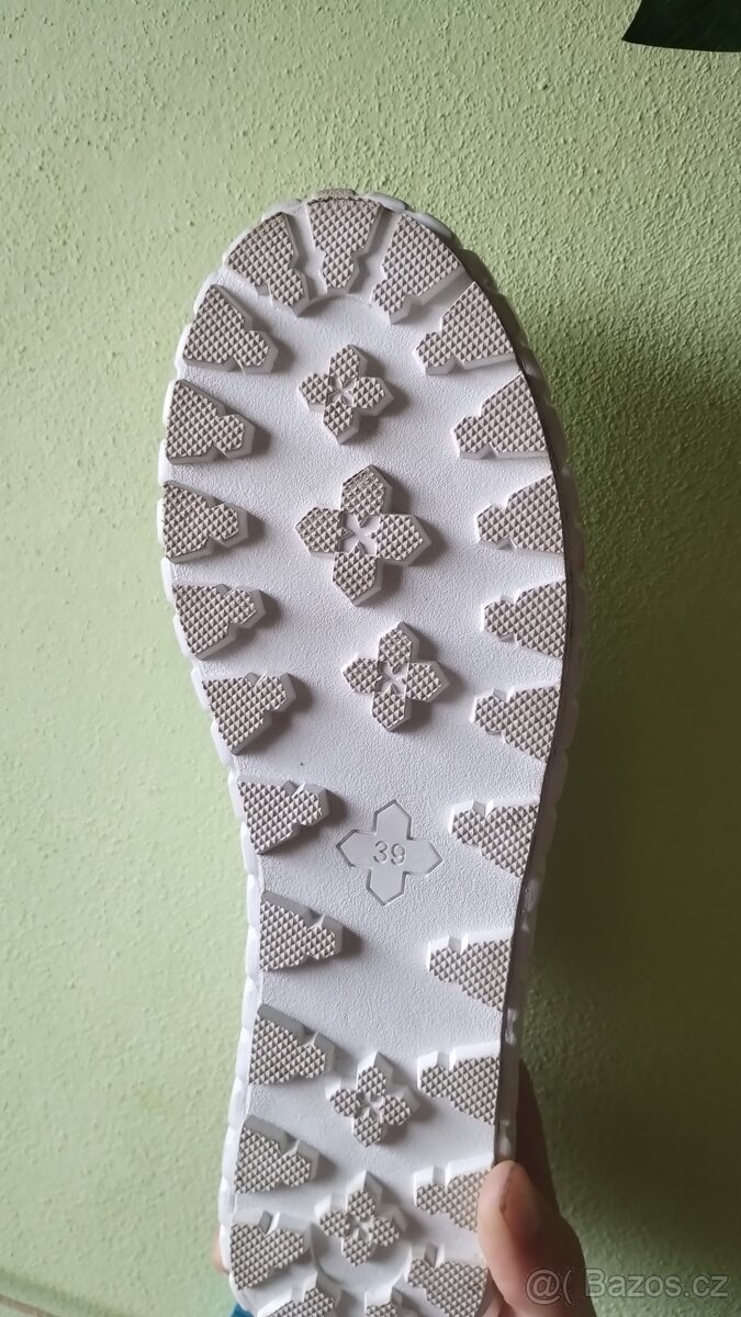 Bílé H&M nenošené tenisky 🤍 - 5