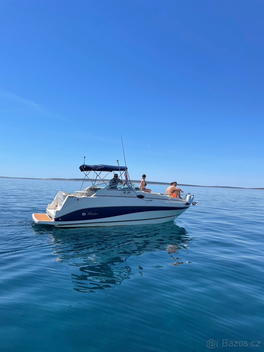 Prodám kajutovou loď Rinker 242 Fiesta vee - 5
