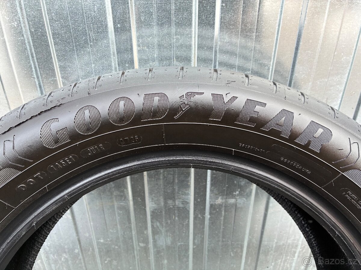 Goodyaer 205/55/17 letní - 5