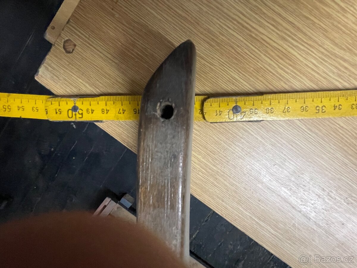 Prodám dřevěné opěrky křesla - 5