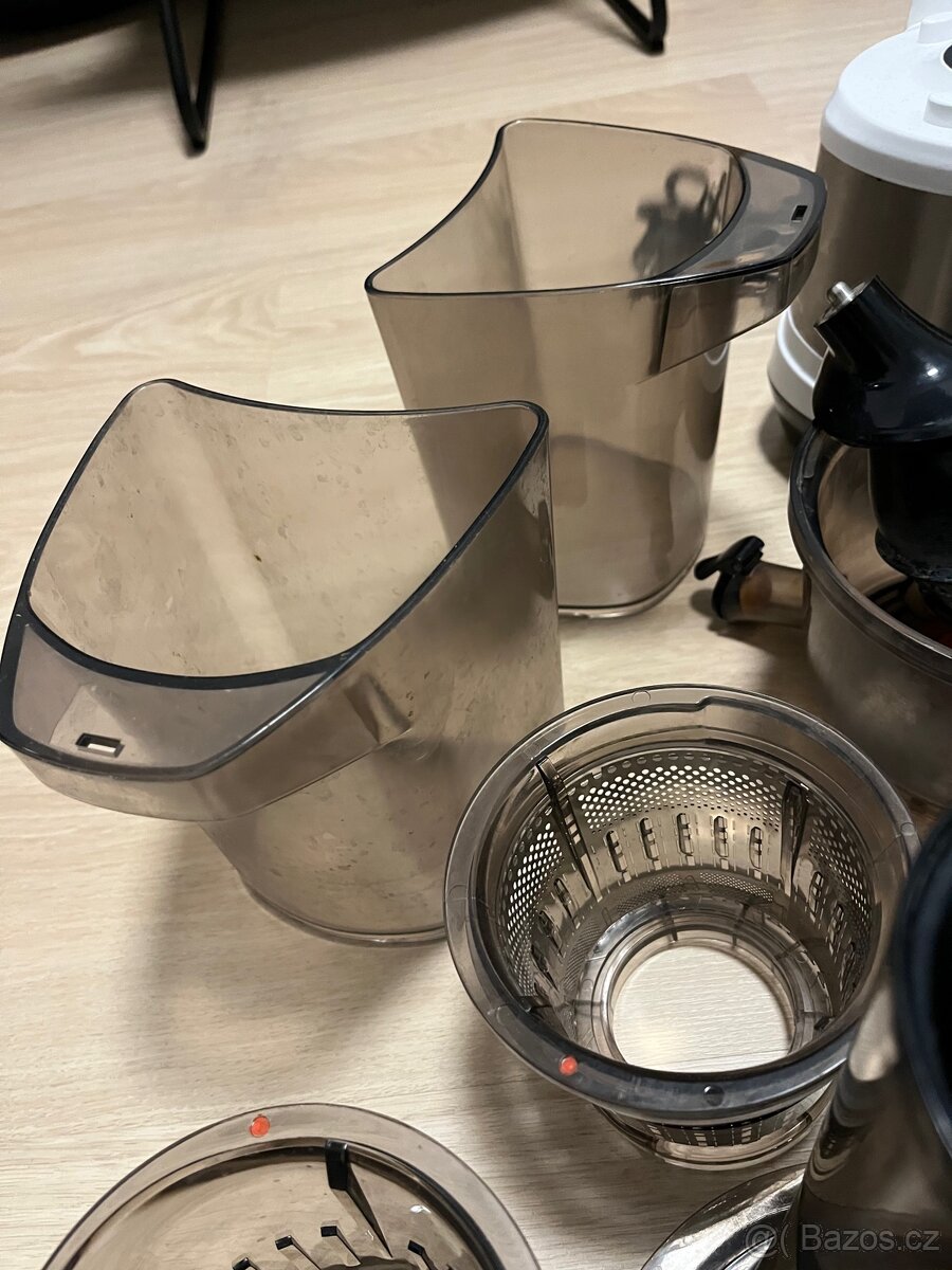 Šnekový odšťavňovač Emotion G21 - 5