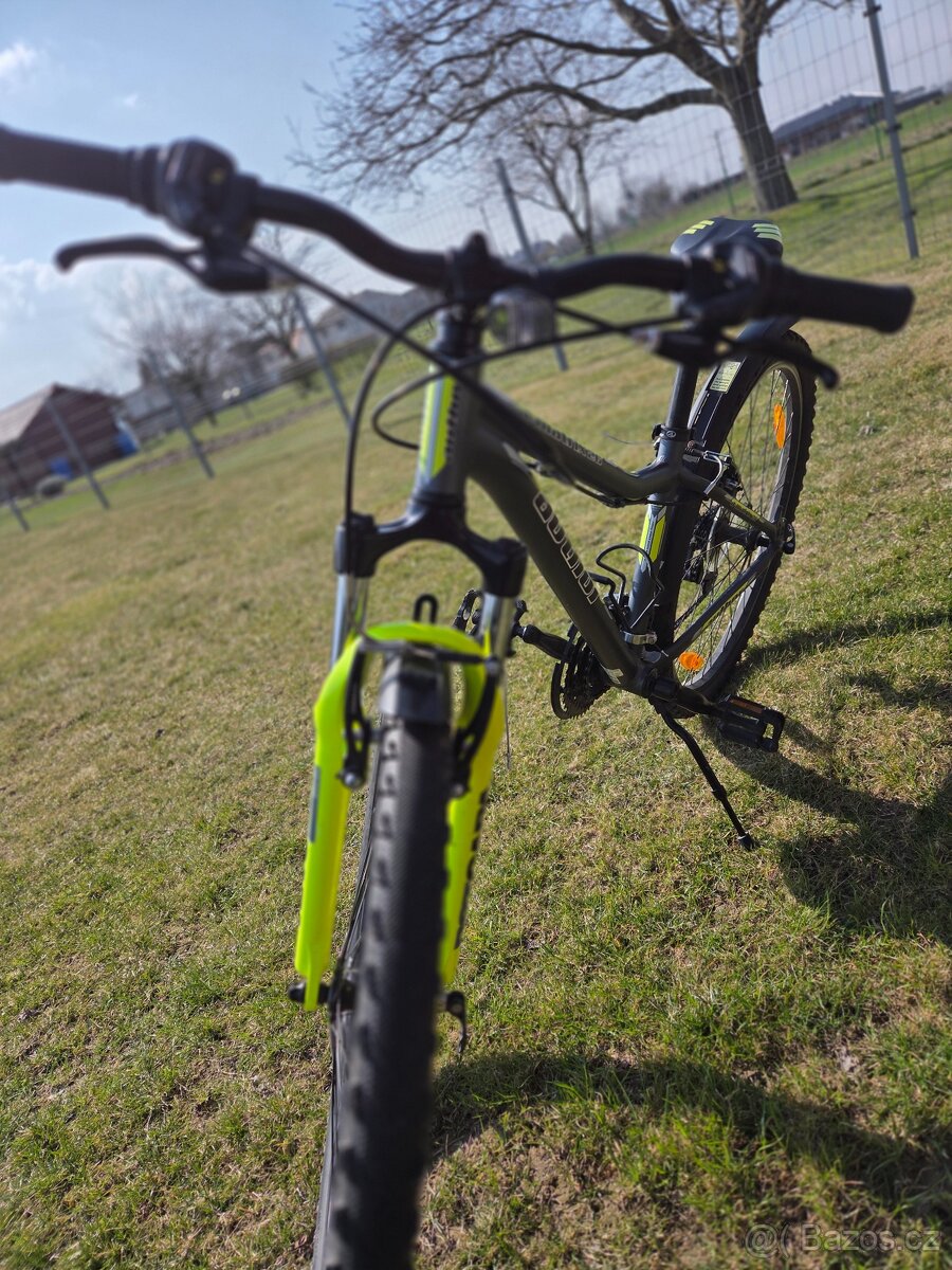 Author a-matrix 26 - 5