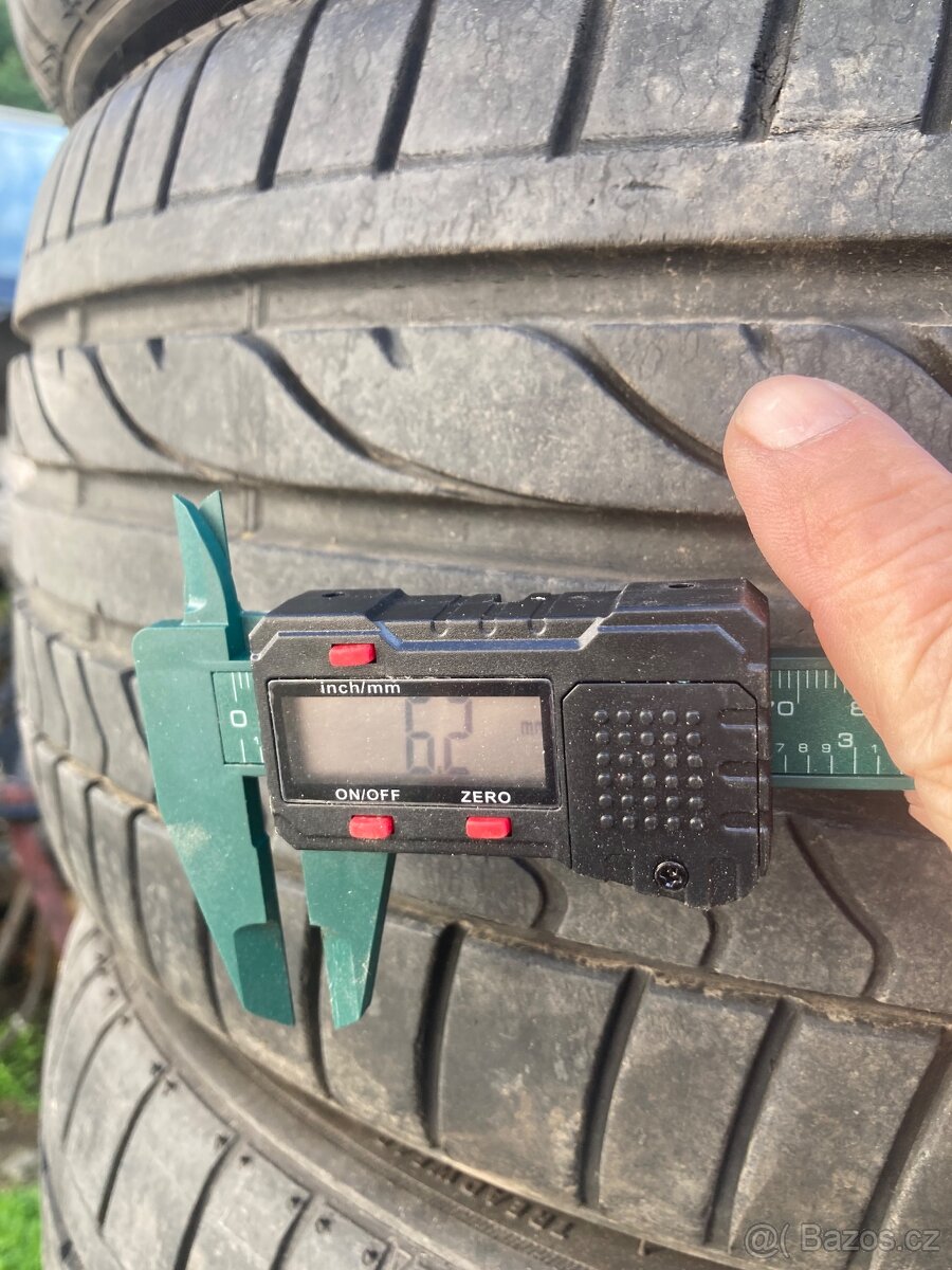 215/40r17 - 5