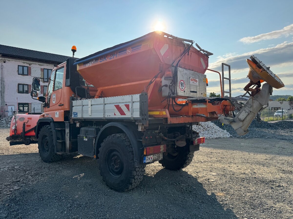 UNIMOG U300 sklapač 4x4 + zimná výbava