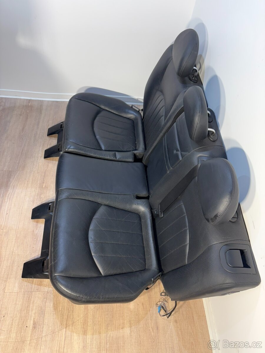 /// Sedačky Mercedes Benz W211 Combi 2007 /// - 5