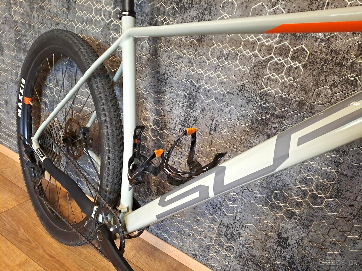 Prodám horské kolo Superior XP 909 - TOP STAV - 5