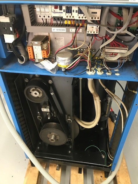 Šroubový kompresor 18 kW, Power System - 5