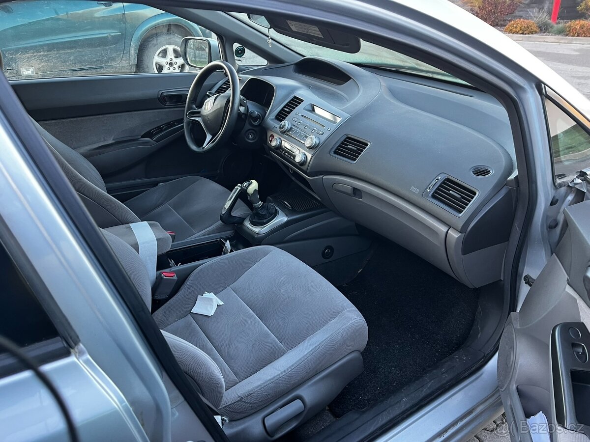 Honda CIVIC Sedan 2006 1,8 iVtec - 5