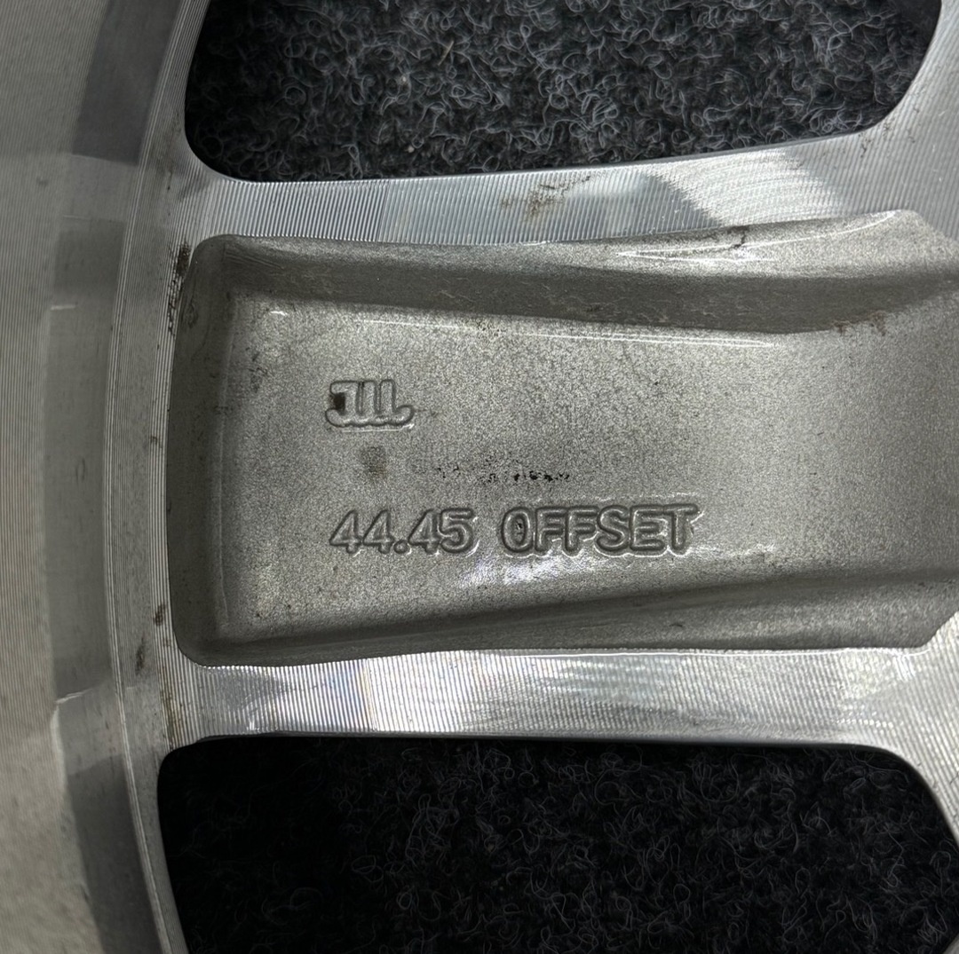 1x alu JEEP 5x127 18” 1TK93TRMAC - 5