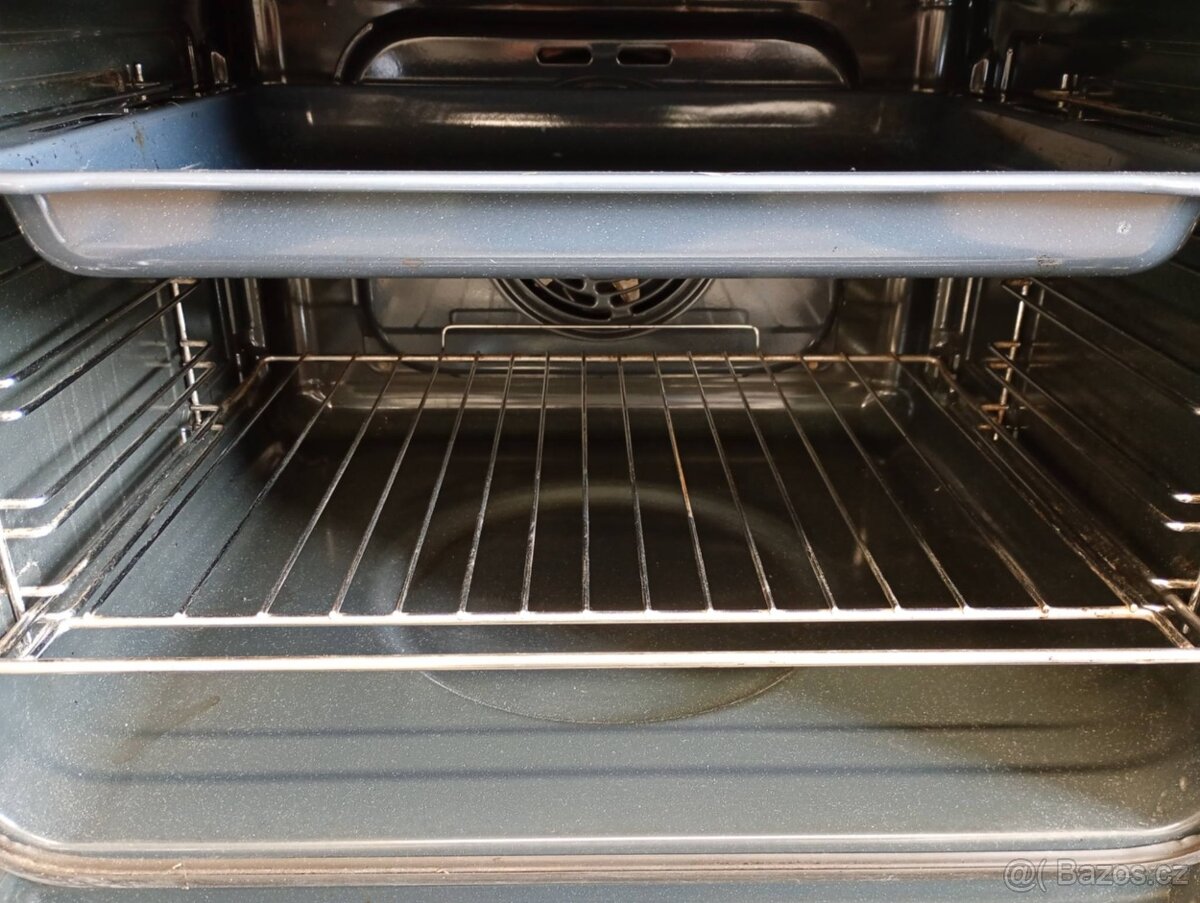 Vestavná trouba IKEA - 5